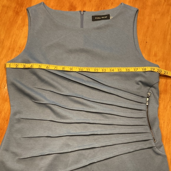 Ivanka Trump Blue Ruched Sunburst Sleeveless Round Neck Stretch Dress - Picture 7 of 11